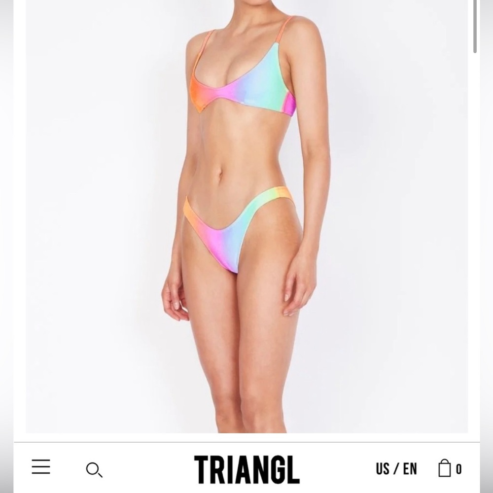 I have been looking for this bathing suit forever!!! if anyone is selling xs/s